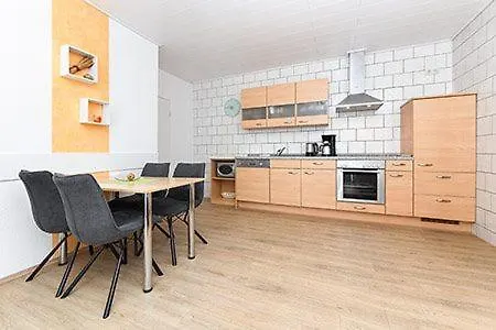 Апартаменты Haus Nordseesterne Бензерзиль
